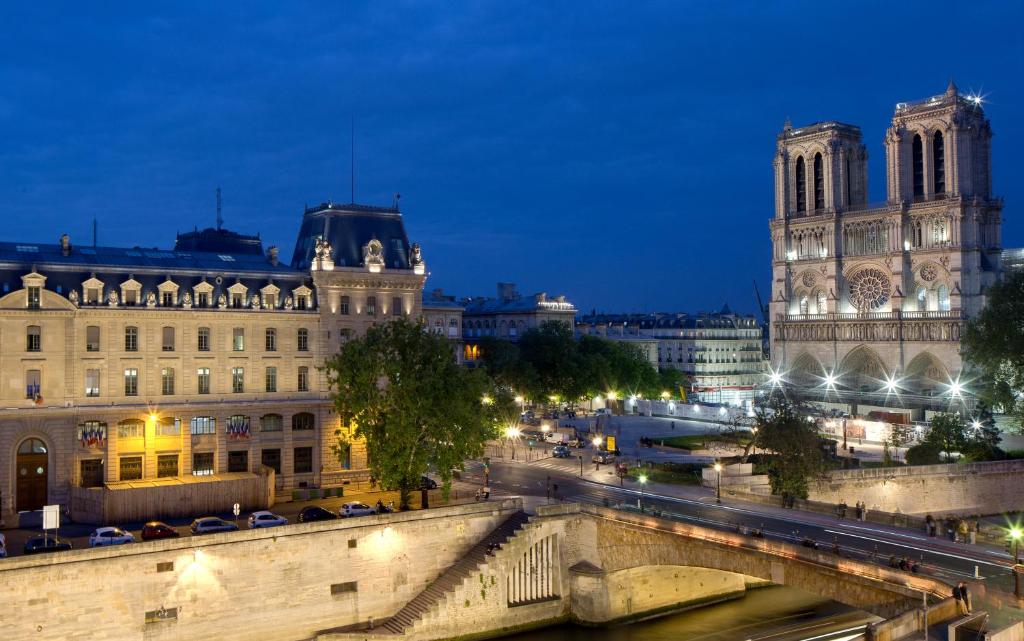 Paris Hotel Comparison: Your Quick Guide to Saint-Germain Stays