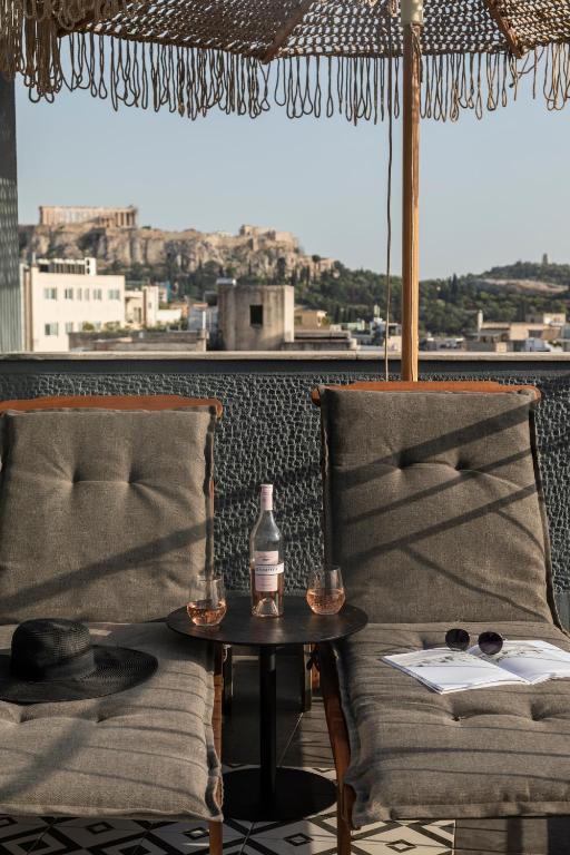 Athens Hotel Guide: Quick Facts for Your Next City Stay